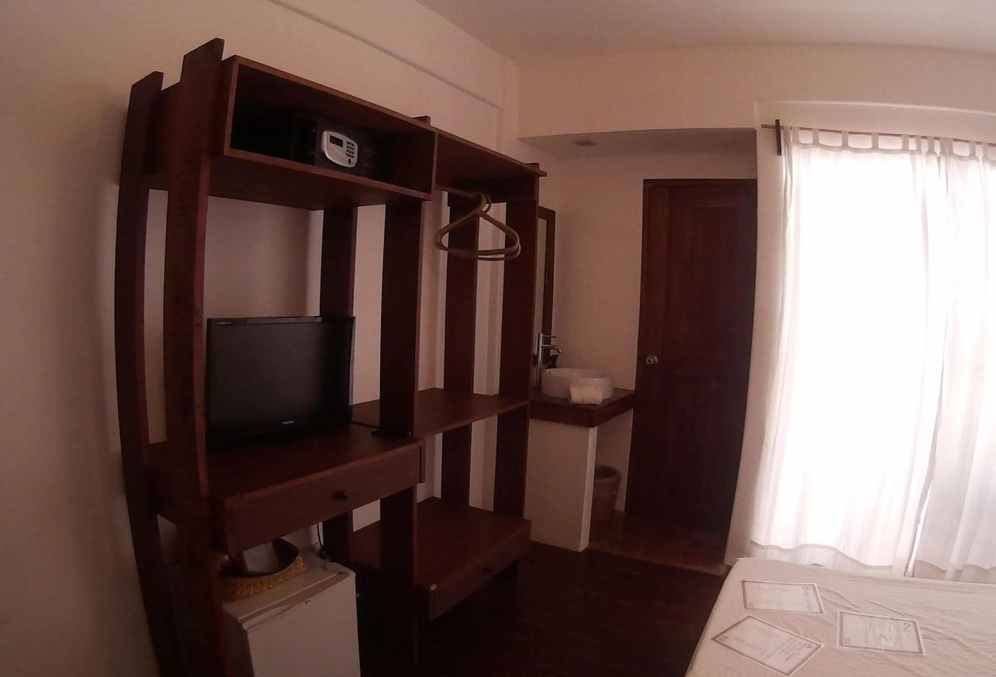 Boracay Coco Huts Otel Balabag  Dış mekan fotoğraf